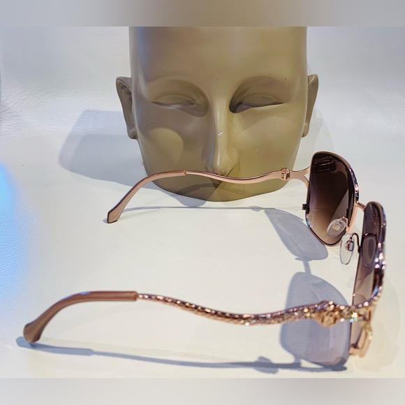 New Roberto Cavalli sunglasses - Picture 13 of 13